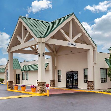 Quality Inn & Suites Hanes Mall Winston-Salem Buitenkant foto