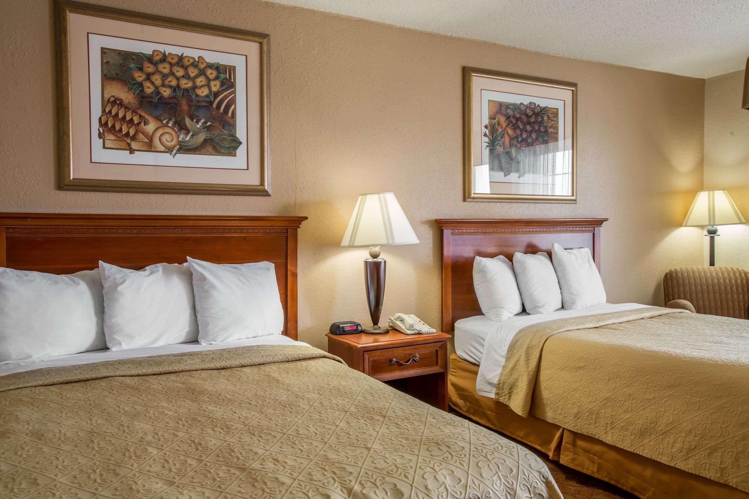 Quality Inn & Suites Hanes Mall Winston-Salem Buitenkant foto