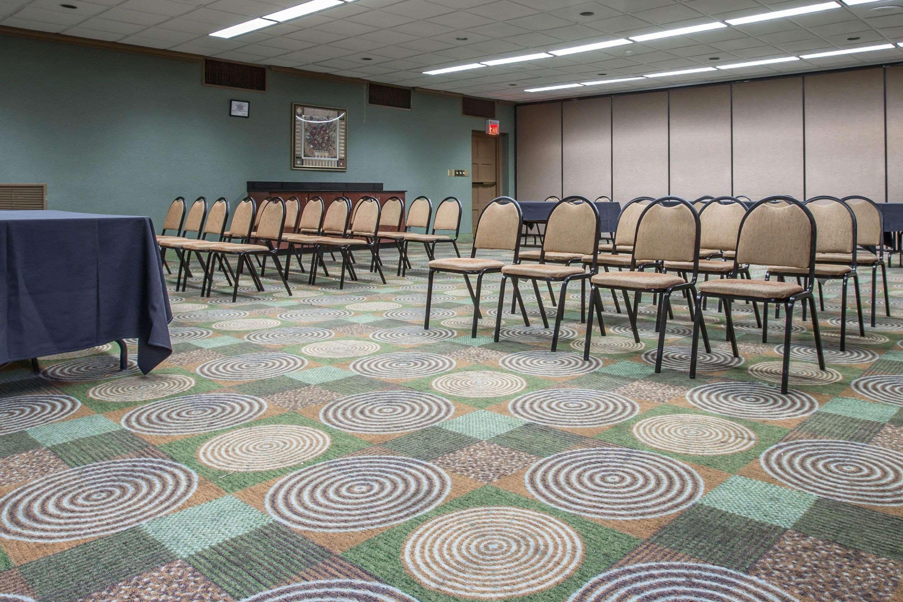 Quality Inn & Suites Hanes Mall Winston-Salem Buitenkant foto